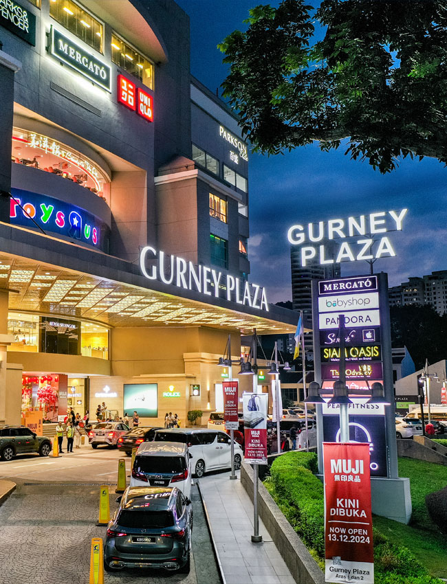 Gurney Plaza